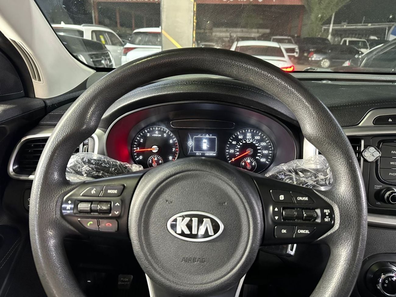 كيا سورينتو Base 2.4L FWD