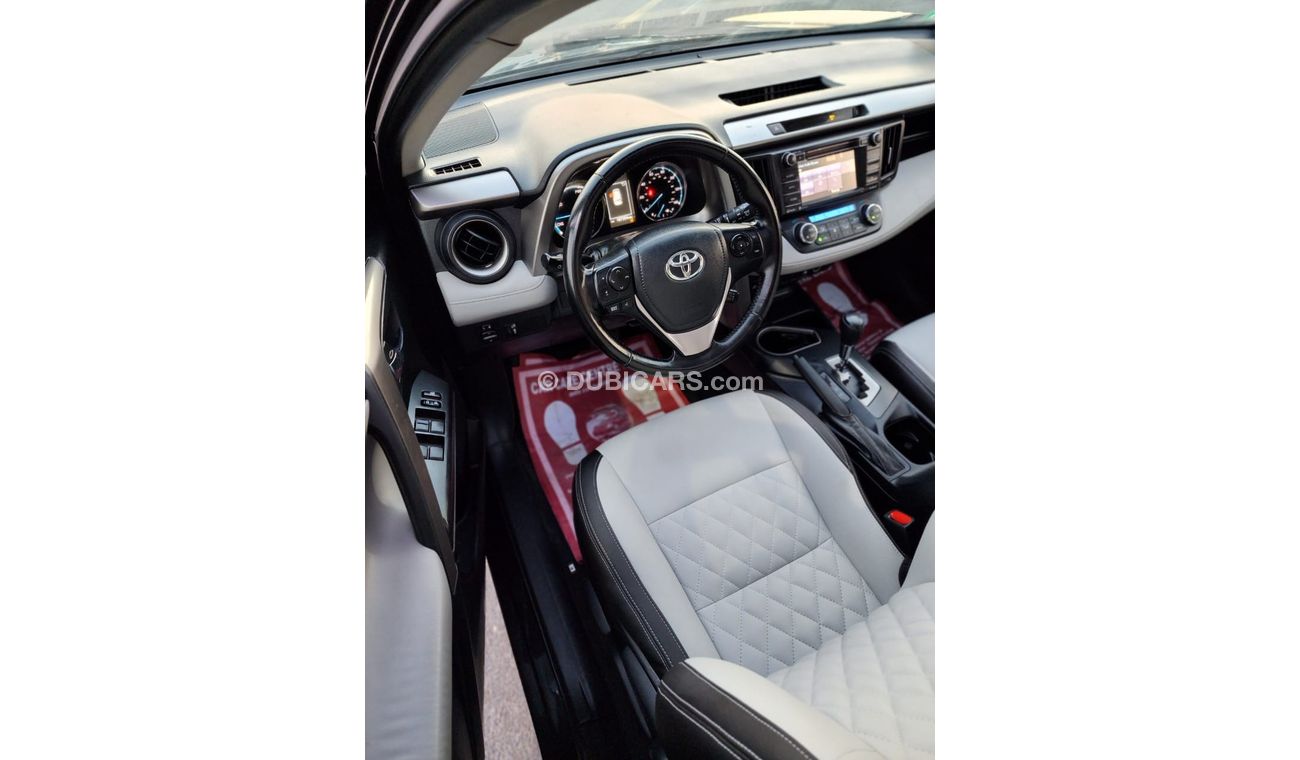 Toyota RAV4 Toyota Rav4 xle full option hybrid