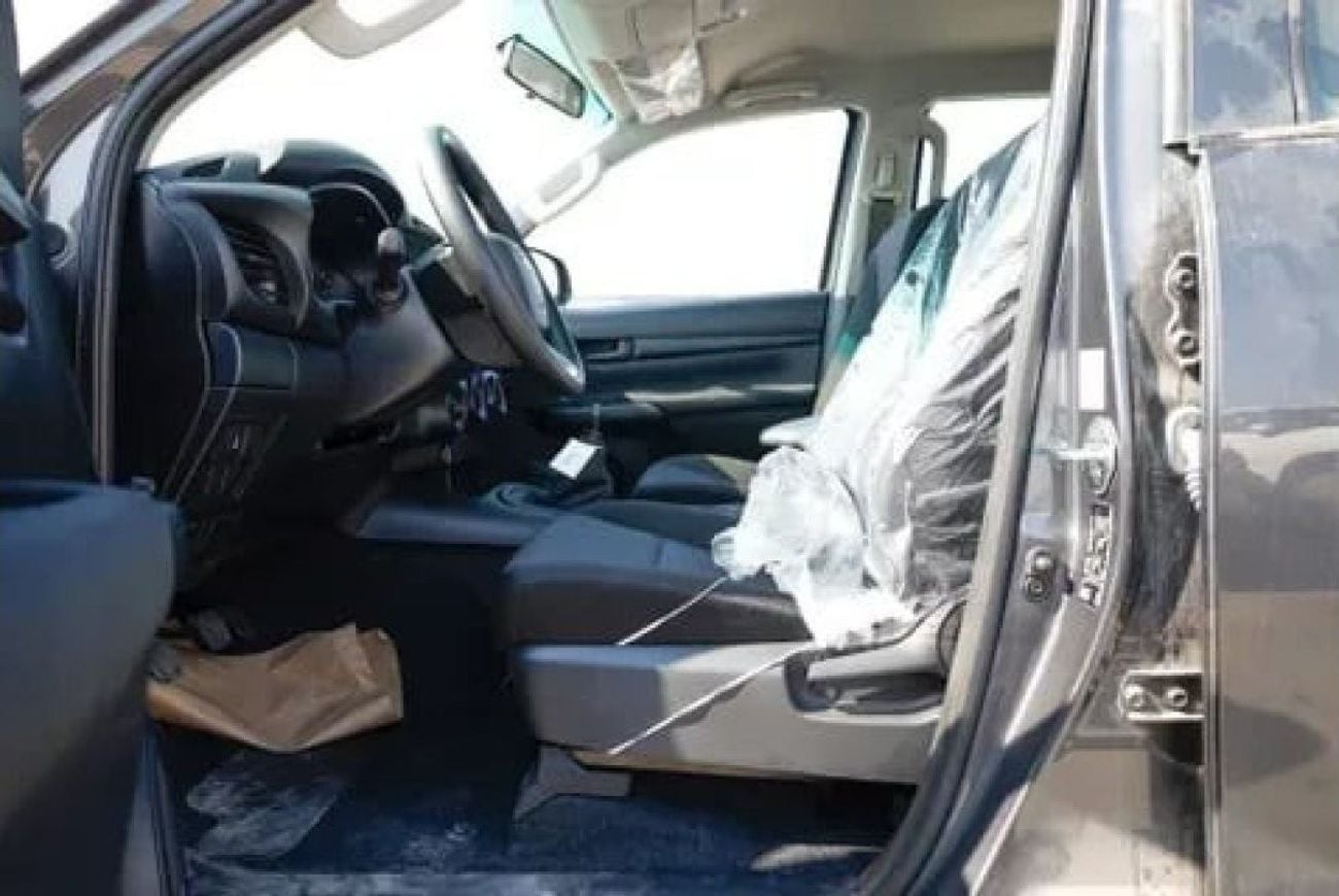 تويوتا هيلوكس GL Toyota hilux mid option 2.4L diesel MY2025
