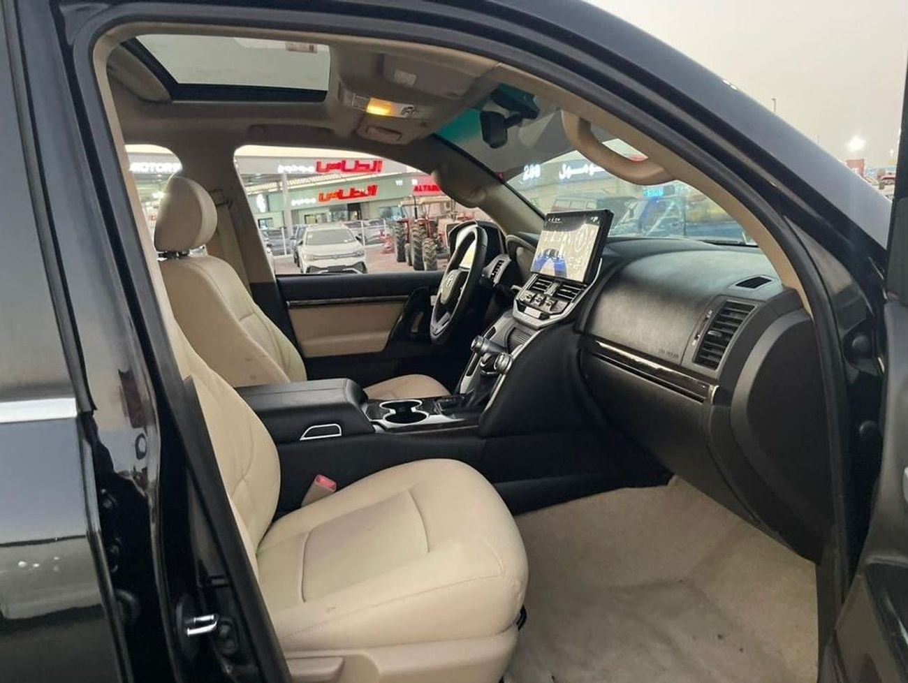 Toyota Land Cruiser Toyota landcuriser 2017 facelifted 2024 full option Top the range