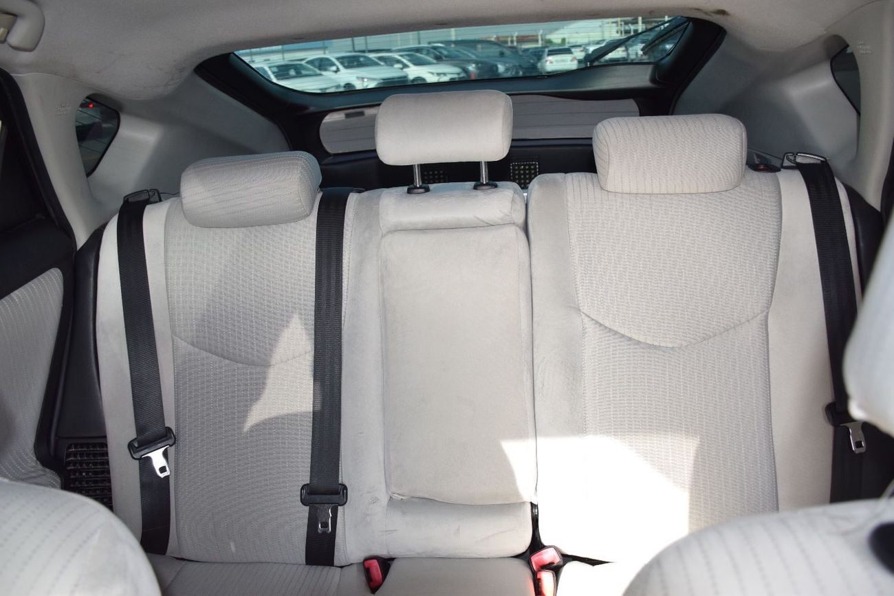 تويوتا برياس 1.8L Hybrid (Japanese Specs)