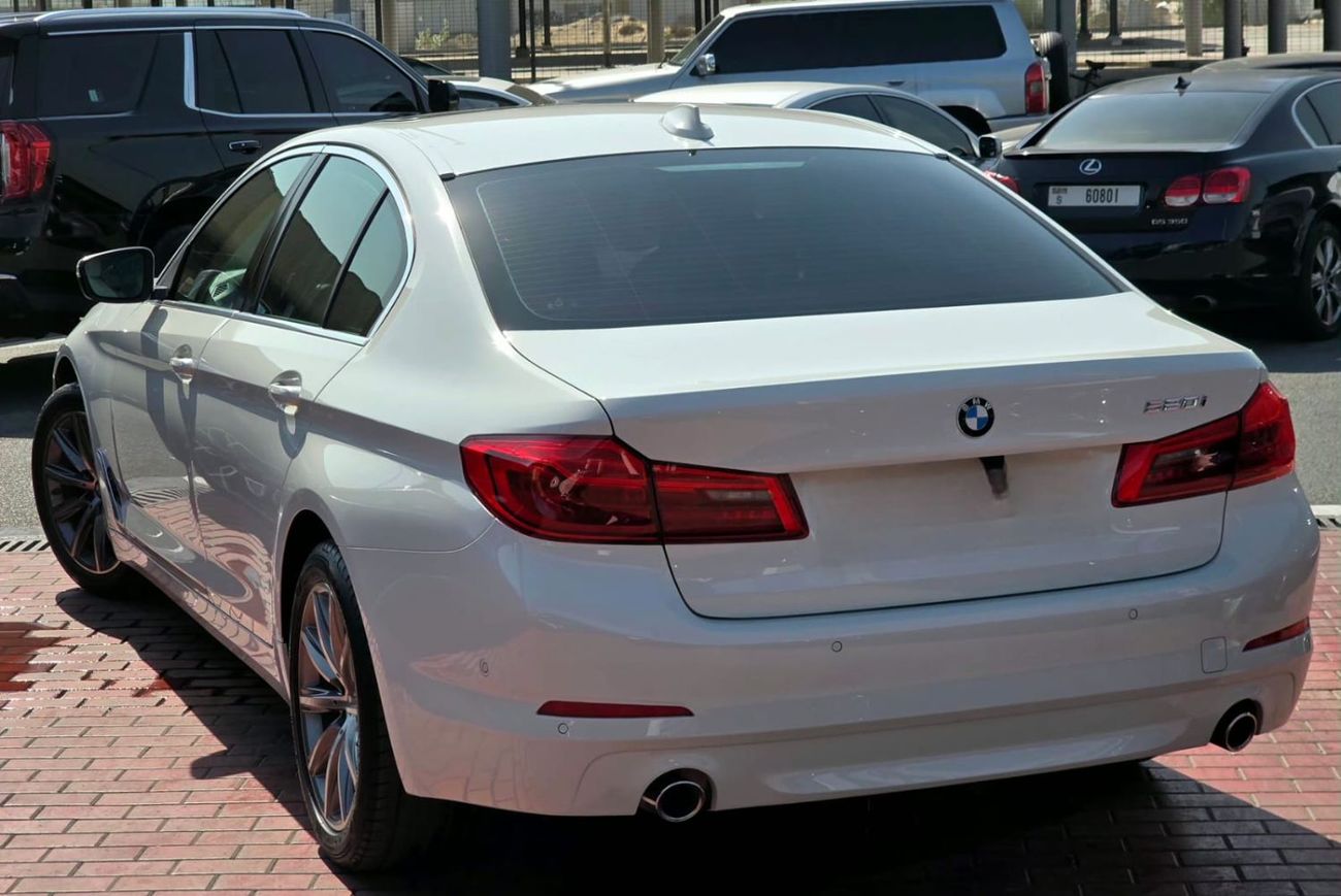 بي أم دبليو 520i Executive 1.6L
