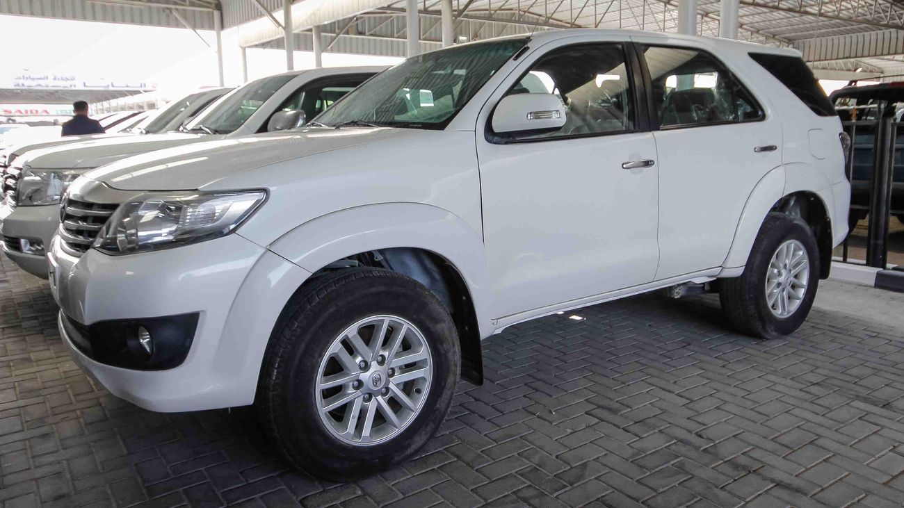 Toyota Fortuner V6