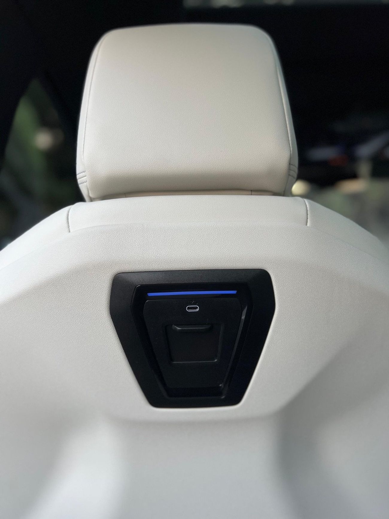 بي أم دبليو 520i M Sport V4 2.0L M-KIT