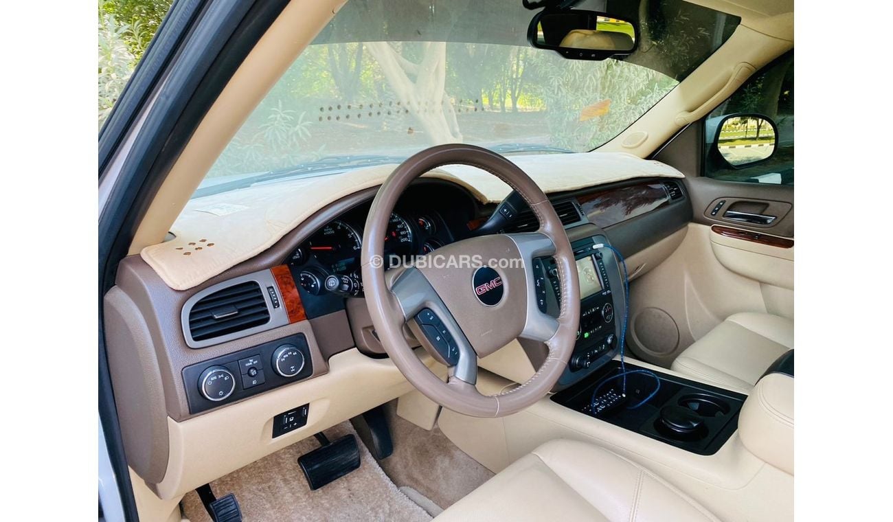 جي أم سي يوكون SLT جي أم سي يوكن 2012 خليجي بحاله ممتازه