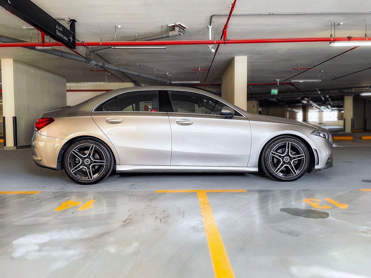 مرسيدس بنز A 200 AMG