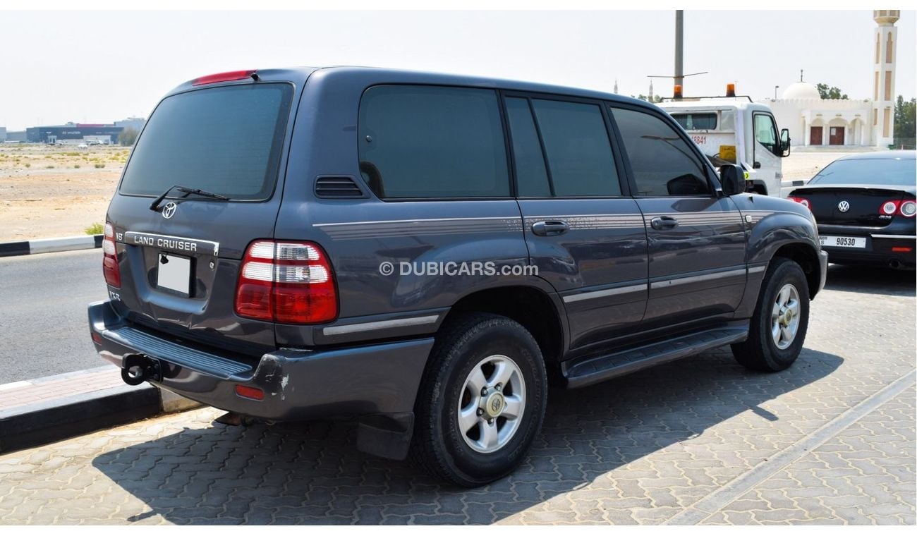 Toyota Land Cruiser VXR V8