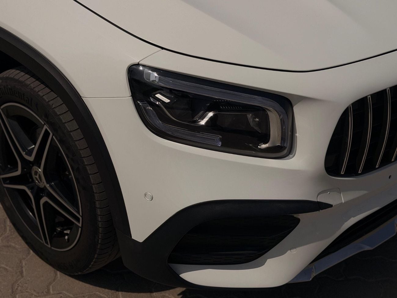 Mercedes-Benz GLB 200 Premium 1.4L (7 Seater)