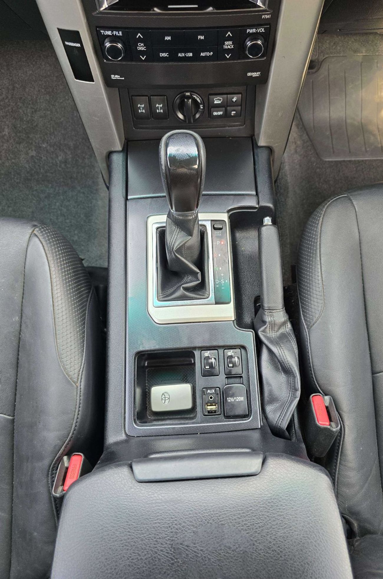 Toyota Prado 4x4 Diesel 3.0L Right Hand Drive (Export Only)