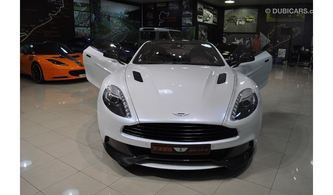 Aston Martin Vanquish V12