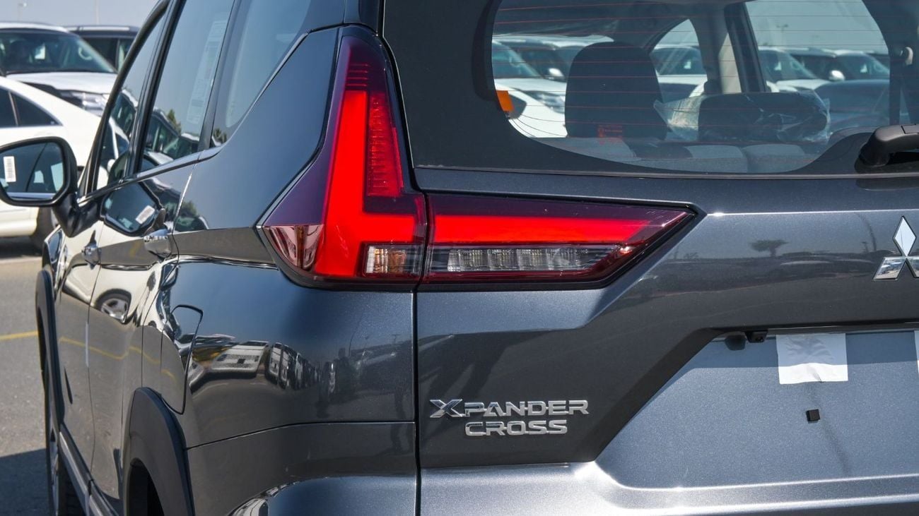 ميتسوبيشي إكسباندر كروس Brand New Mitsubishi Xpander Cross 2025 1.5L AT FWD|Grey/Black|XPANDER-CR-25| FOR EXPORT ONLY