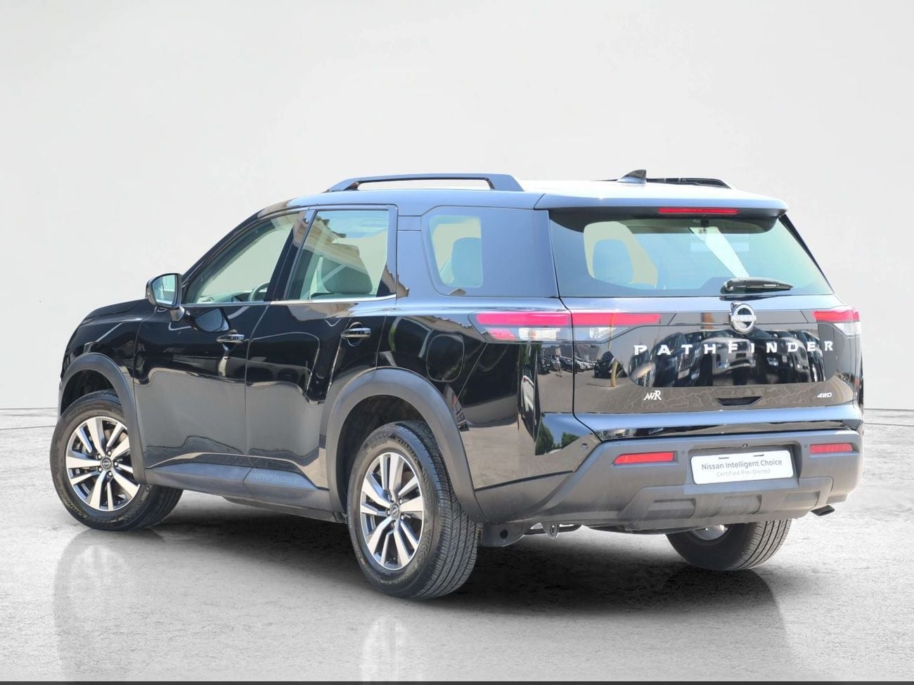 Nissan Pathfinder S 2.0