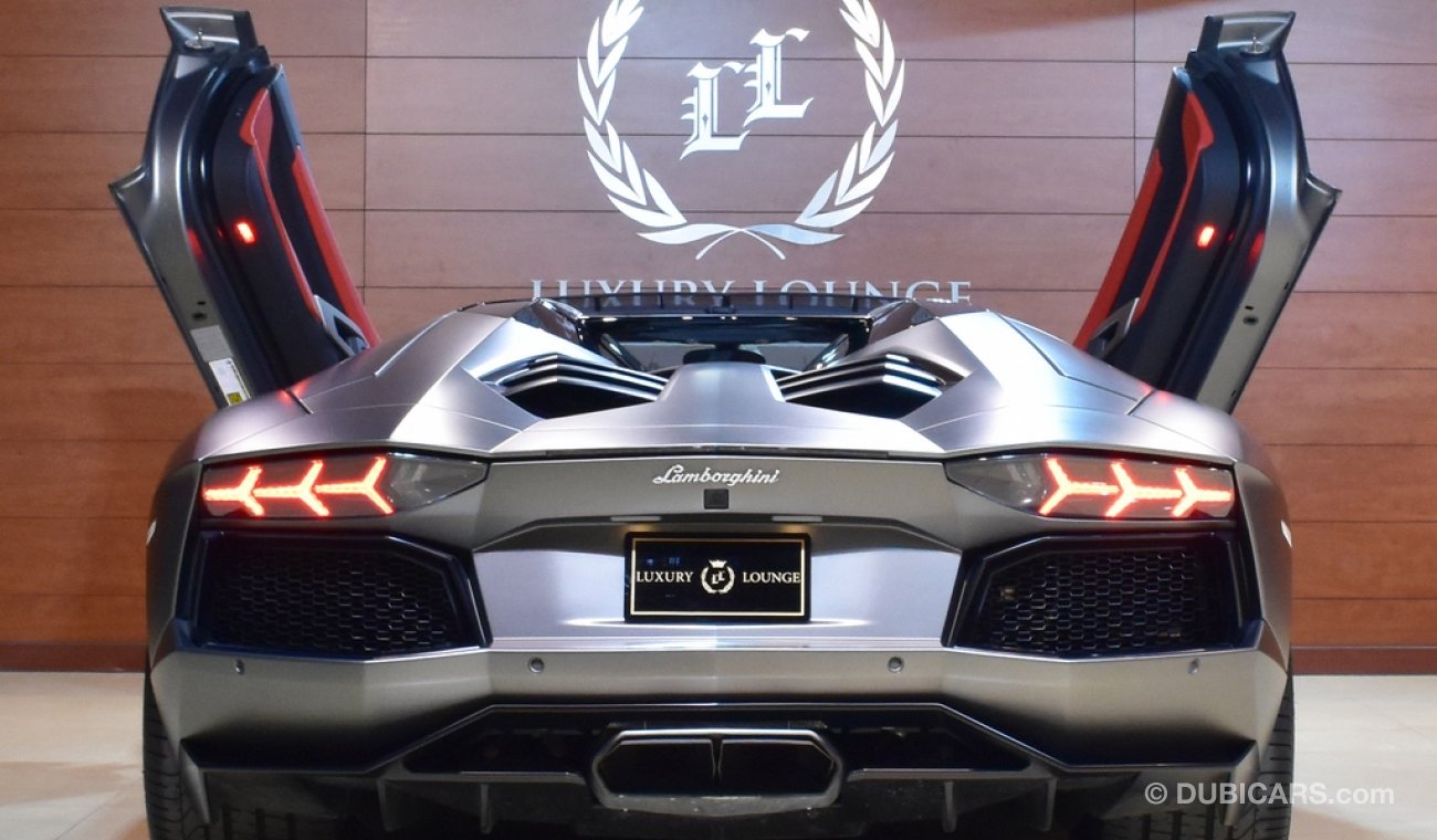 Lamborghini Aventador LP700-4