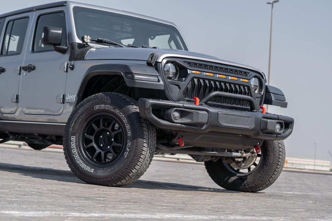 Jeep Wrangler Unlimited Sport 3.6L A/T
