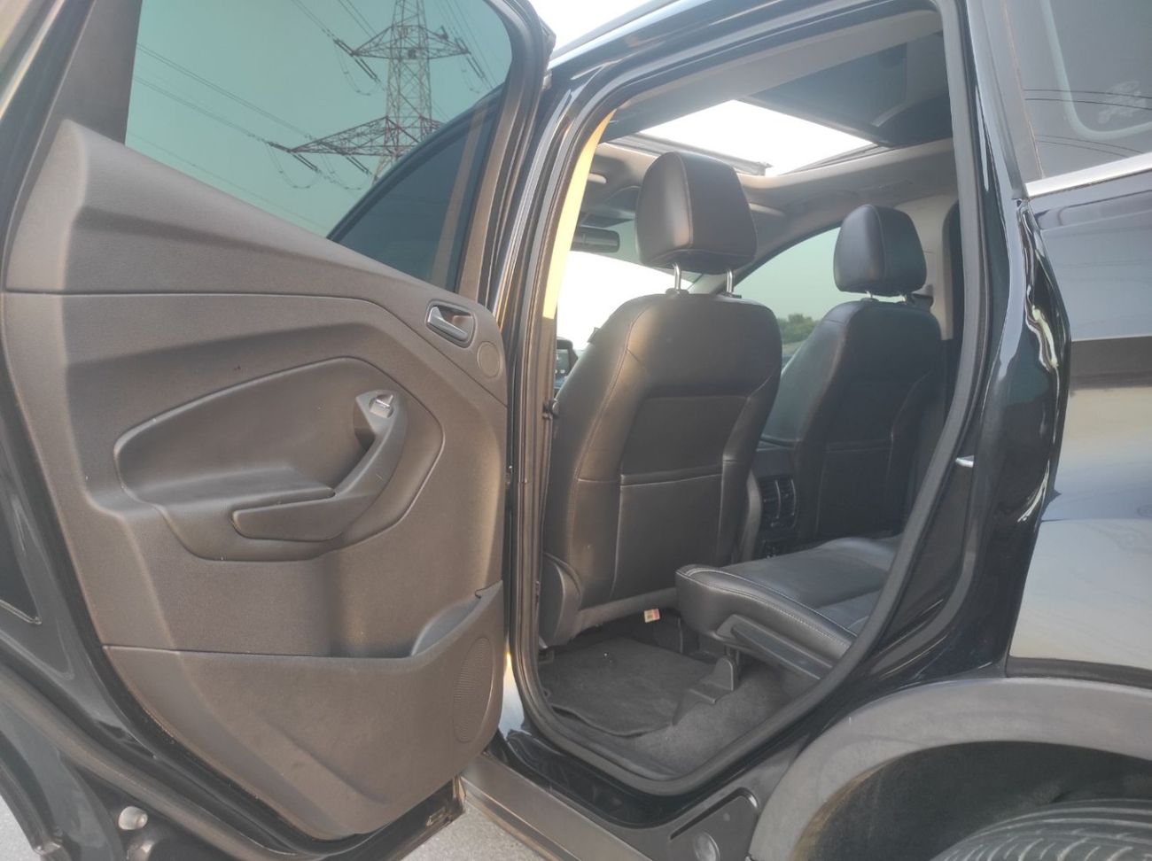 Ford Escape Ford escape 2014 Gcc V4 1.6 full options no1 panoramic