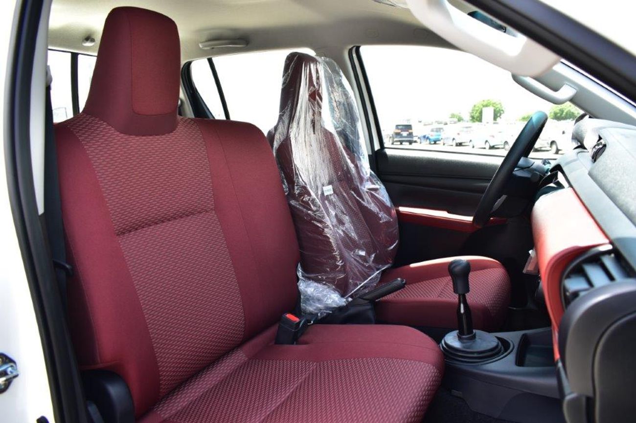 تويوتا هيلوكس GL 2.4L Double Cab Utility