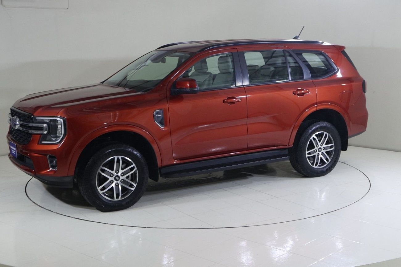 Ford Everest XLT EVR424 /AL TAYER MOTORS AL QOUZ SHOWROOM