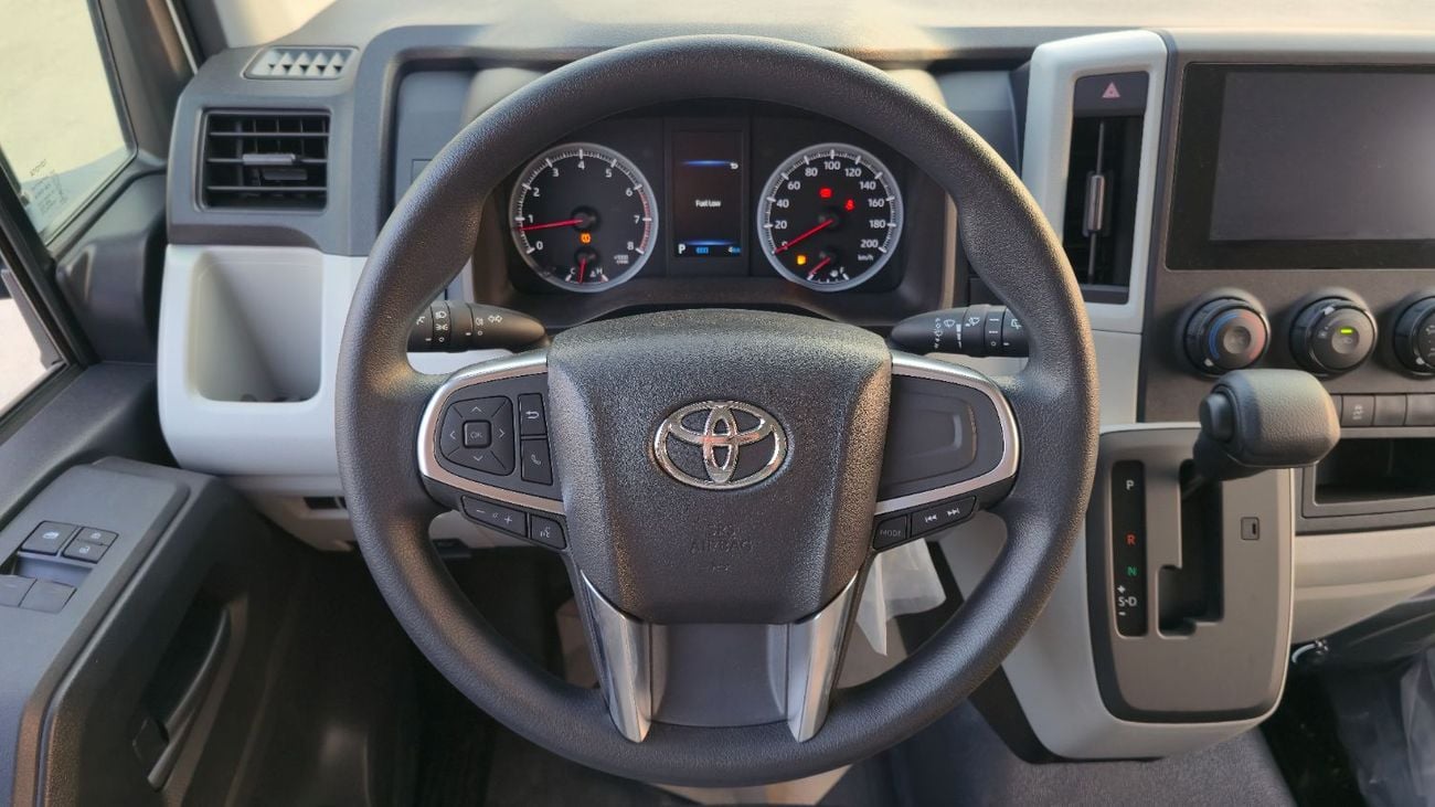 Toyota Hiace TOYOTA HIACE CARGO 3.5L AT MODEL YEAR 2026 COLOR WHITE