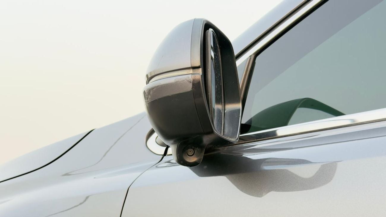 Honda CRV PUSH START | MEMORY & ELECTRIC HEATED SEATS | POWER BACK DOOR | 1.5L PETROL | AWD | AUTO | REAR VIEW