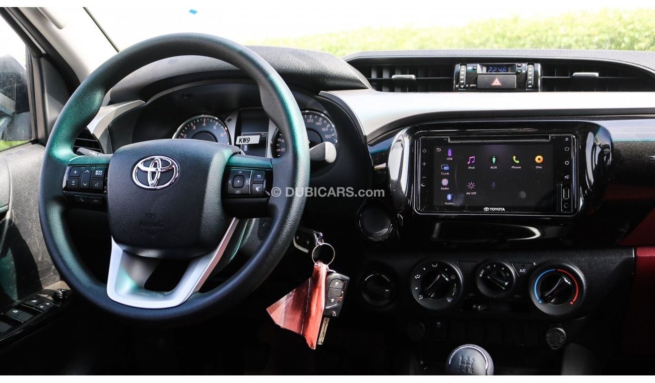 Toyota Hilux TOYOTA HILUX 2.7 PETROL 0KM MANUAL GEAR 2021