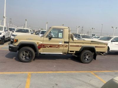 Toyota Land Cruiser Pick Up Std 4.0L Single Cab Utility 4WD