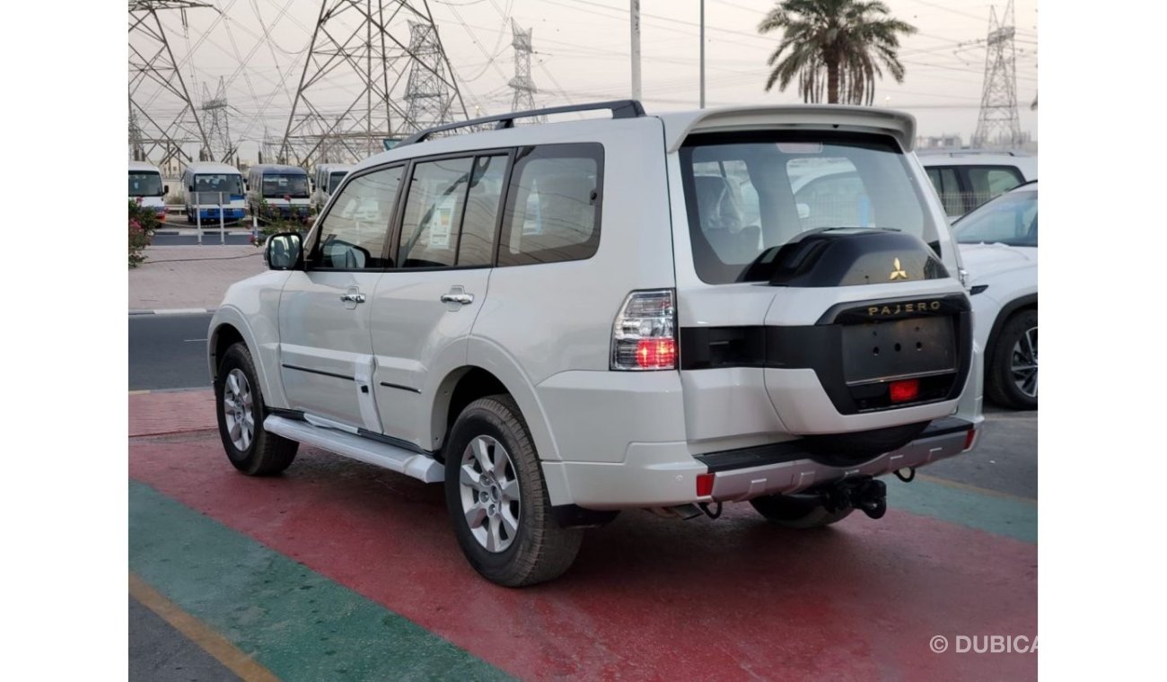 Mitsubishi Pajero Mitsubishi Pajero GLS AT 3.0L V6 Gasoline 2022 Model