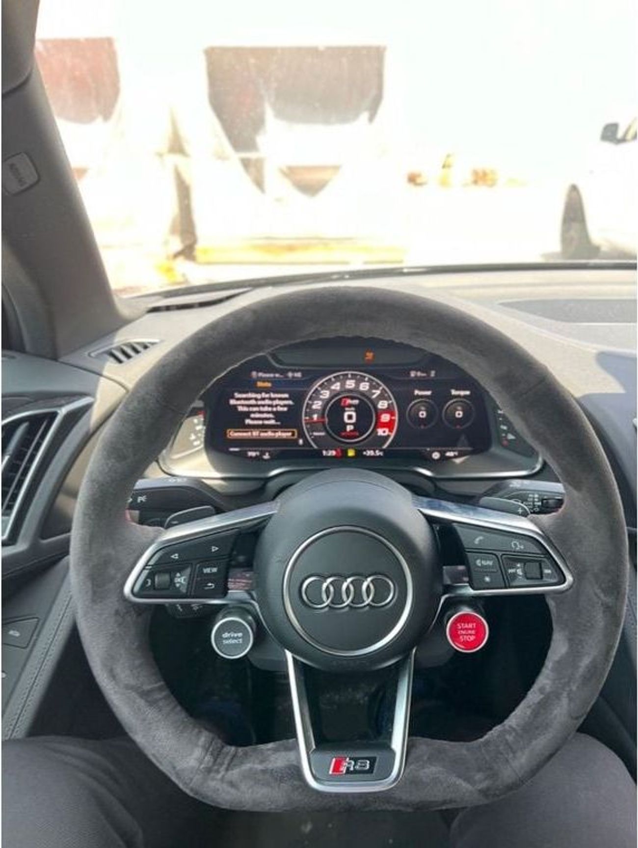 أودي R8 Canadian specific