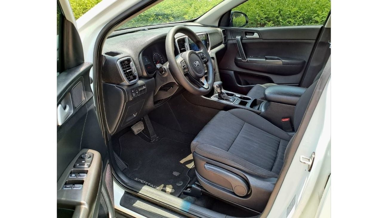 Kia Sportage LX 710-Monthly l GCC l Cruise, Camera, GPS l Accident Free