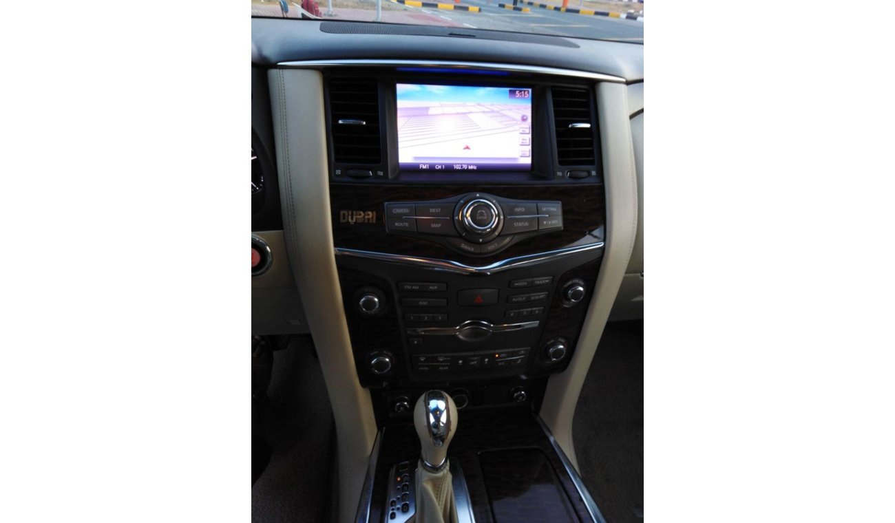 Nissan Patrol 2013 gcc 400horse full option