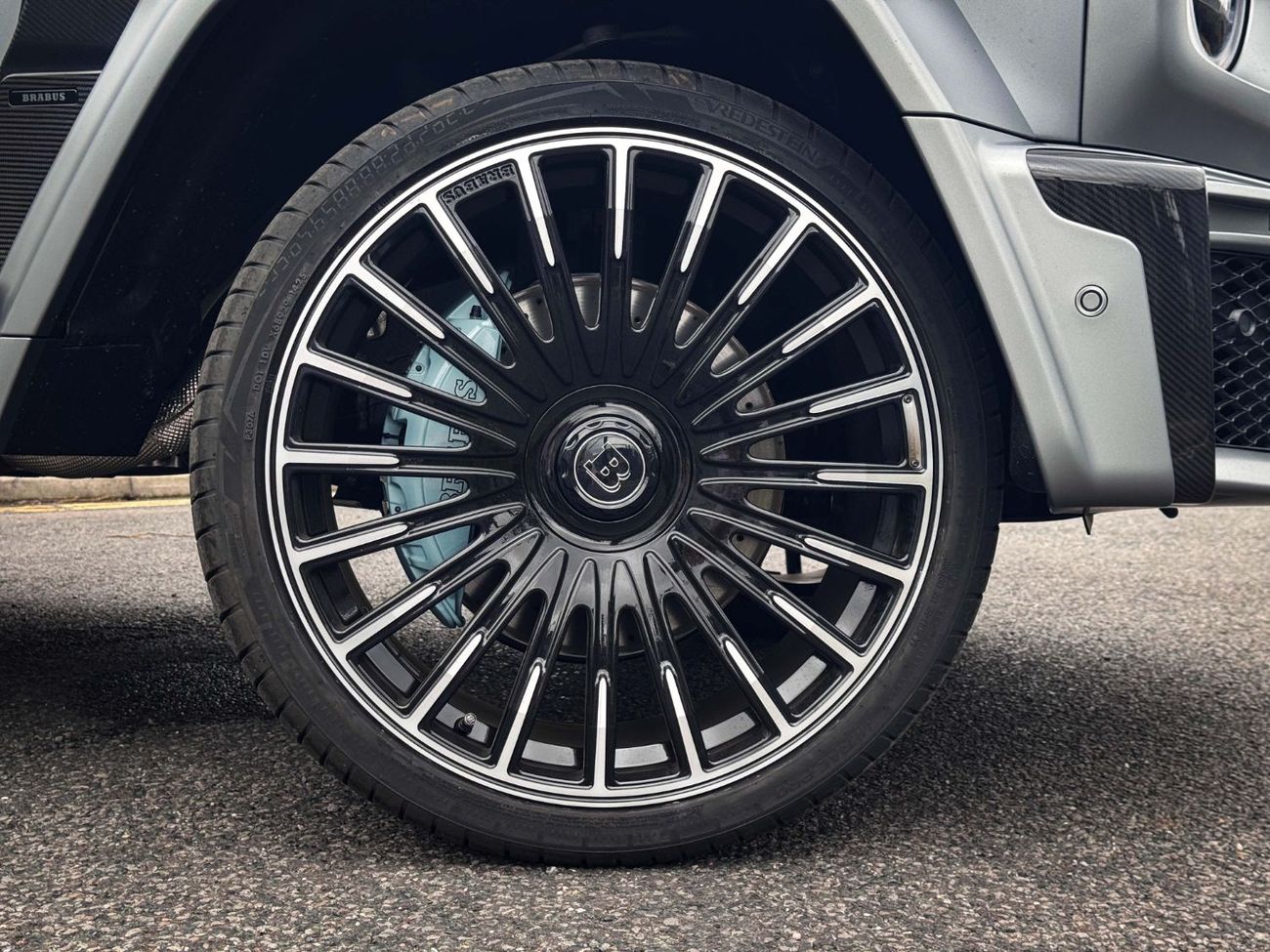 BRABUS 800 - Mercedes-AMG G 63 BRABUS G800 MASTERPIECE 4.0 V8 in RIGHT HAND DRIVE