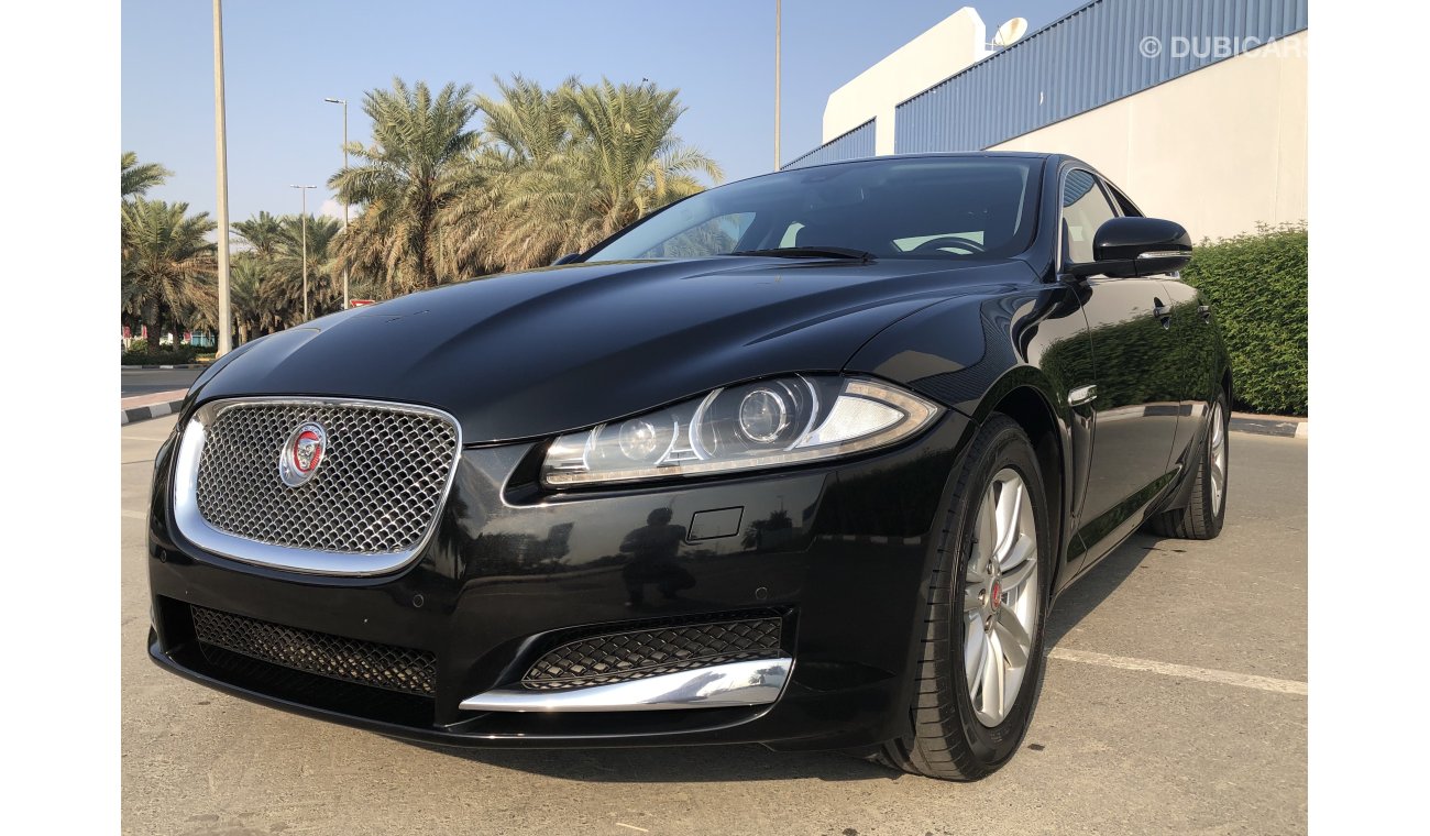 جاغوار XF LUXURY