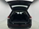 فولكس واجن تيرامونت Comfortline with Sunroof - Leather Seats 2.0L (Ref#36745) / 34,100 AED SAVINGS from New Car