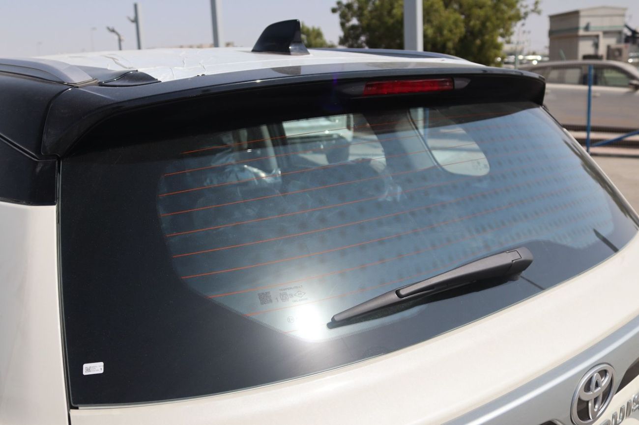 Toyota Urban Cruiser 2026 TOYOTA URBAN CRUISER **EXPORT ONLY**التصدير فقط خارج الخليج***