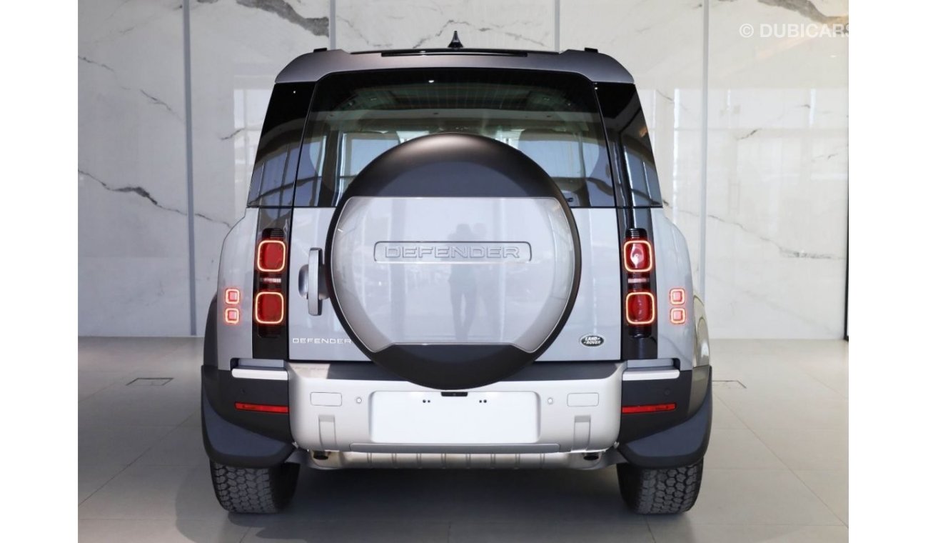 Land Rover Defender 110 SE P300 | with 5Yrs Warranty and Service PKG