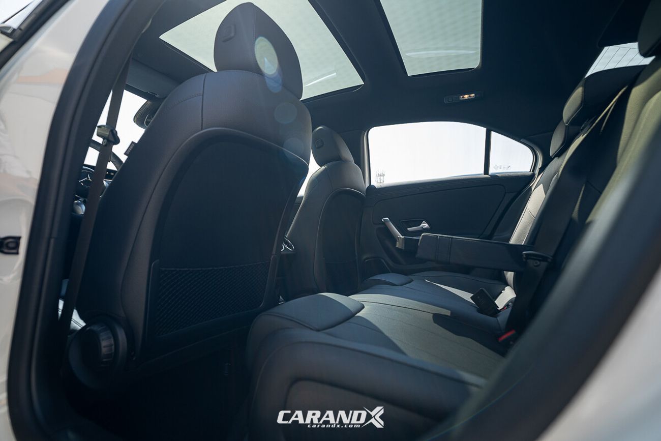 Mercedes-Benz A 180 Mercedes-Benz A 180 1.3L 2025