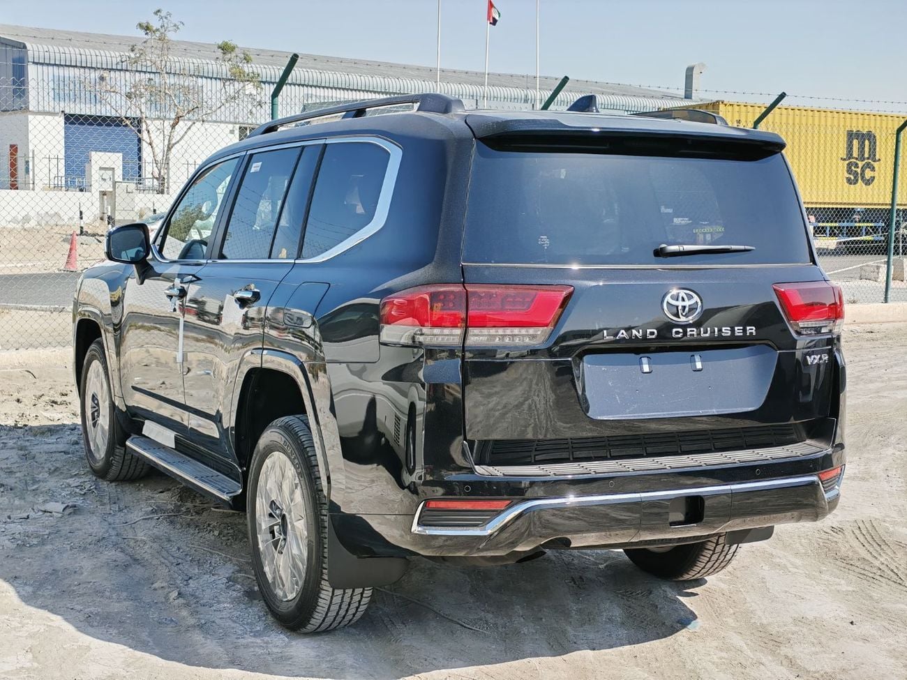 تويوتا لاند كروزر 2026 Toyota Land Cruiser LC300 VXR 3.5L V6 Twin Turbo Petrol A/T 4WD Only For Africa