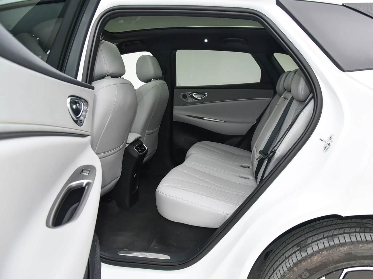 بي واي دي سيليون 06 605 EV PLus VIN T
