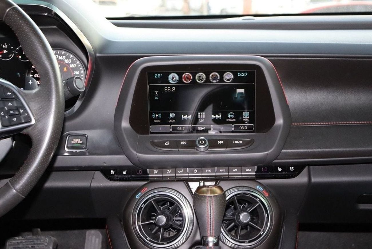 Chevrolet Camaro 3LT 3.6L Coupe Chevrolet Camaro RS / 2018 / GCC / Free Accident