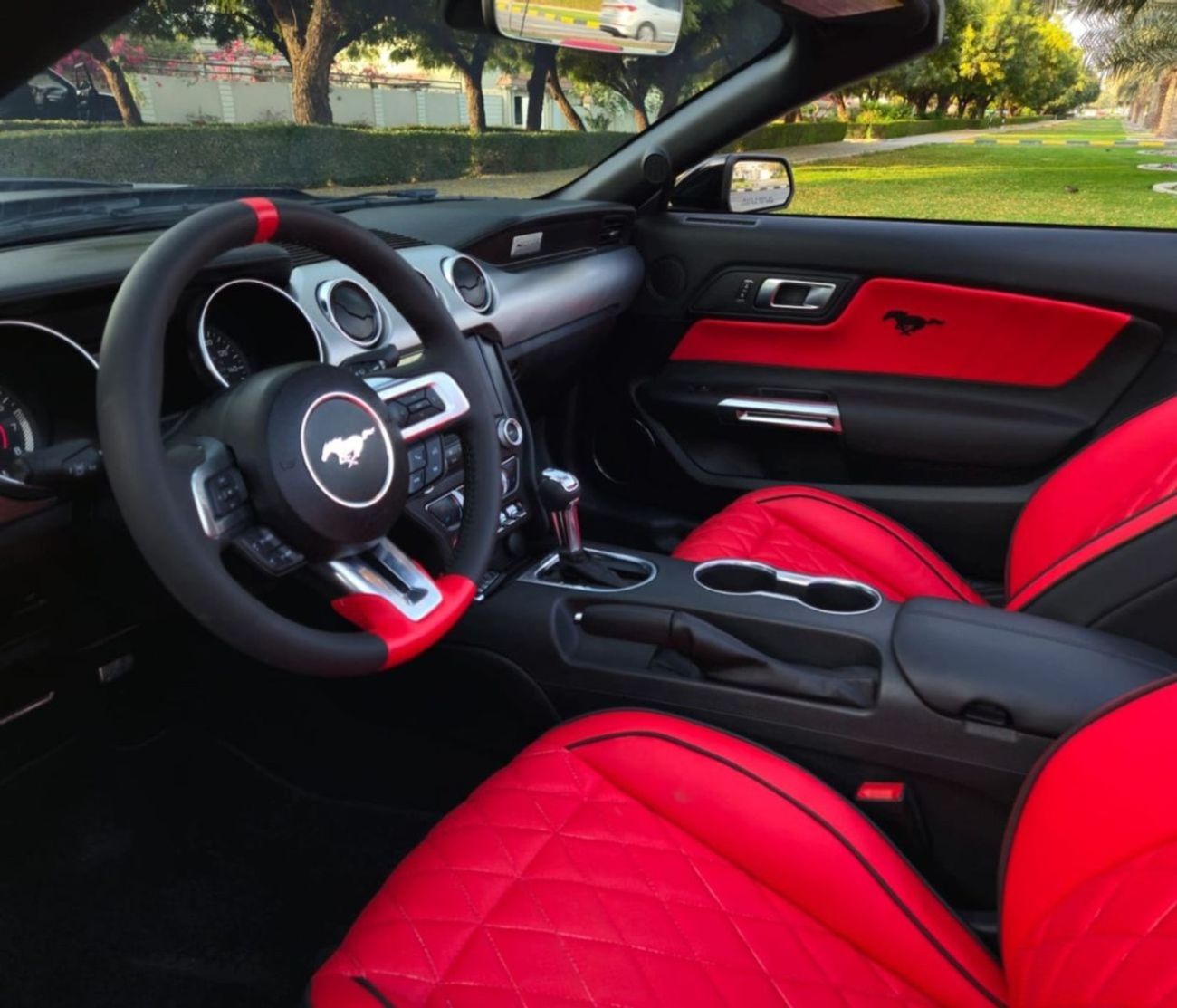 Ford Mustang EcoBoost 2.3L Convertible A/T