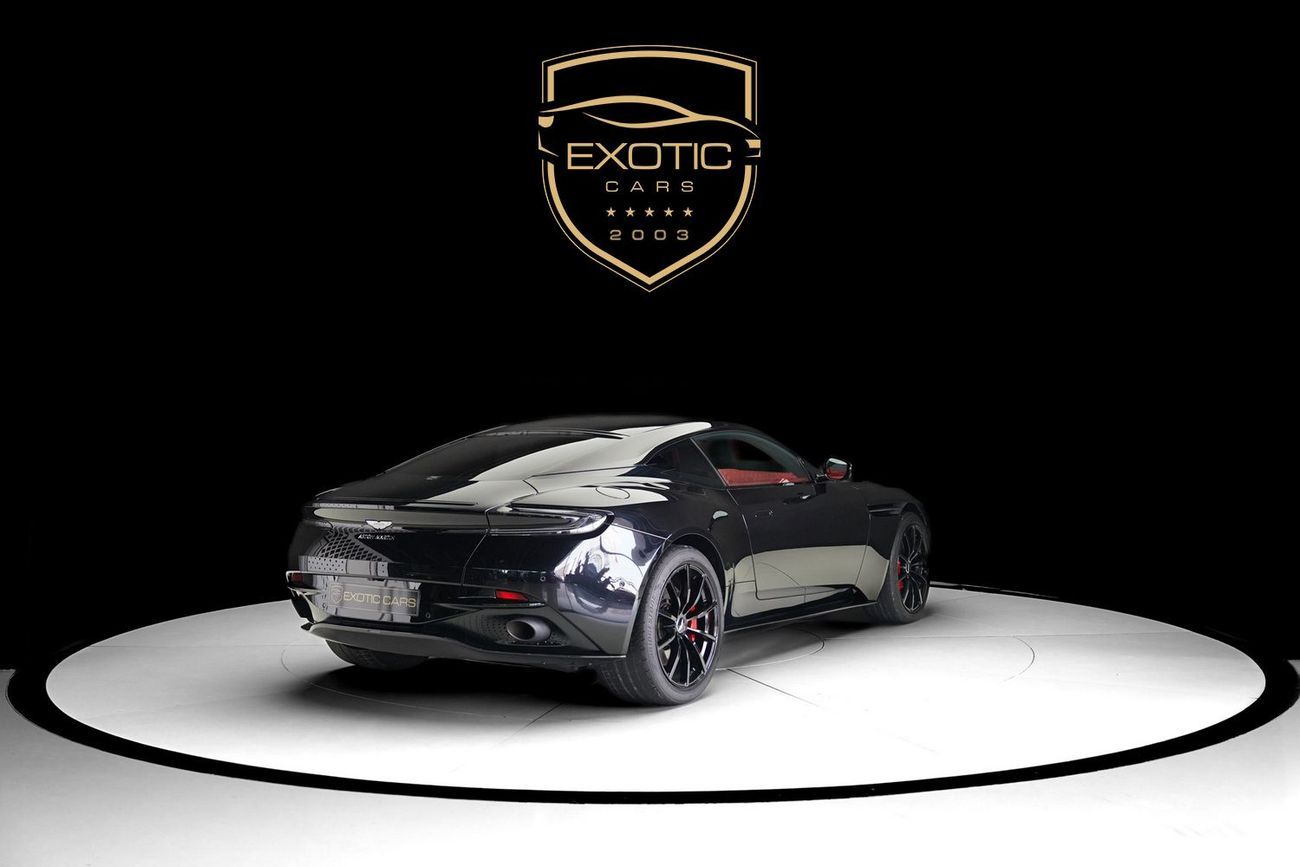 Aston Martin DB11 AMR 5.2L