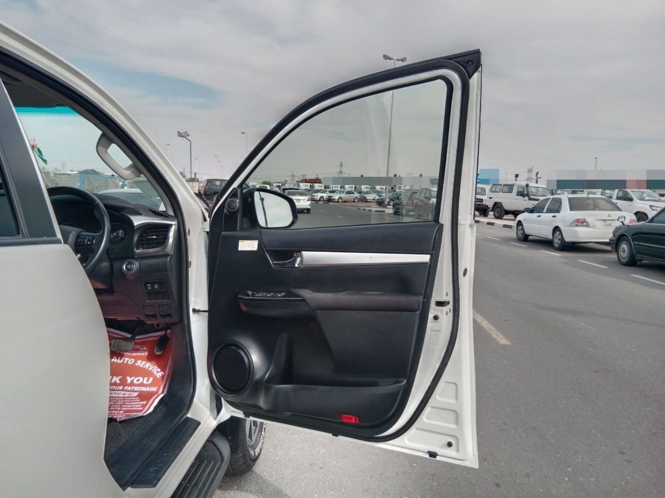 Toyota Hilux TOYOTA HILUX PICK UP RIGHT HAND DRIVE(PM05217)