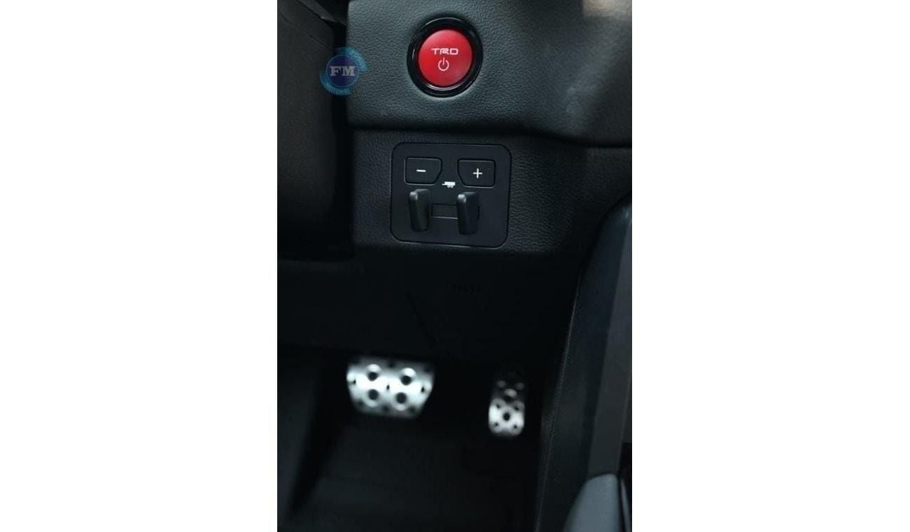 Toyota Sequoia TRD PRO i-FORCE MAX 3.5L Turbo 4WD Automatic