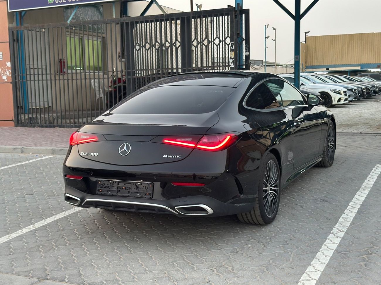 مرسيدس بنز CLE300 4MATIC