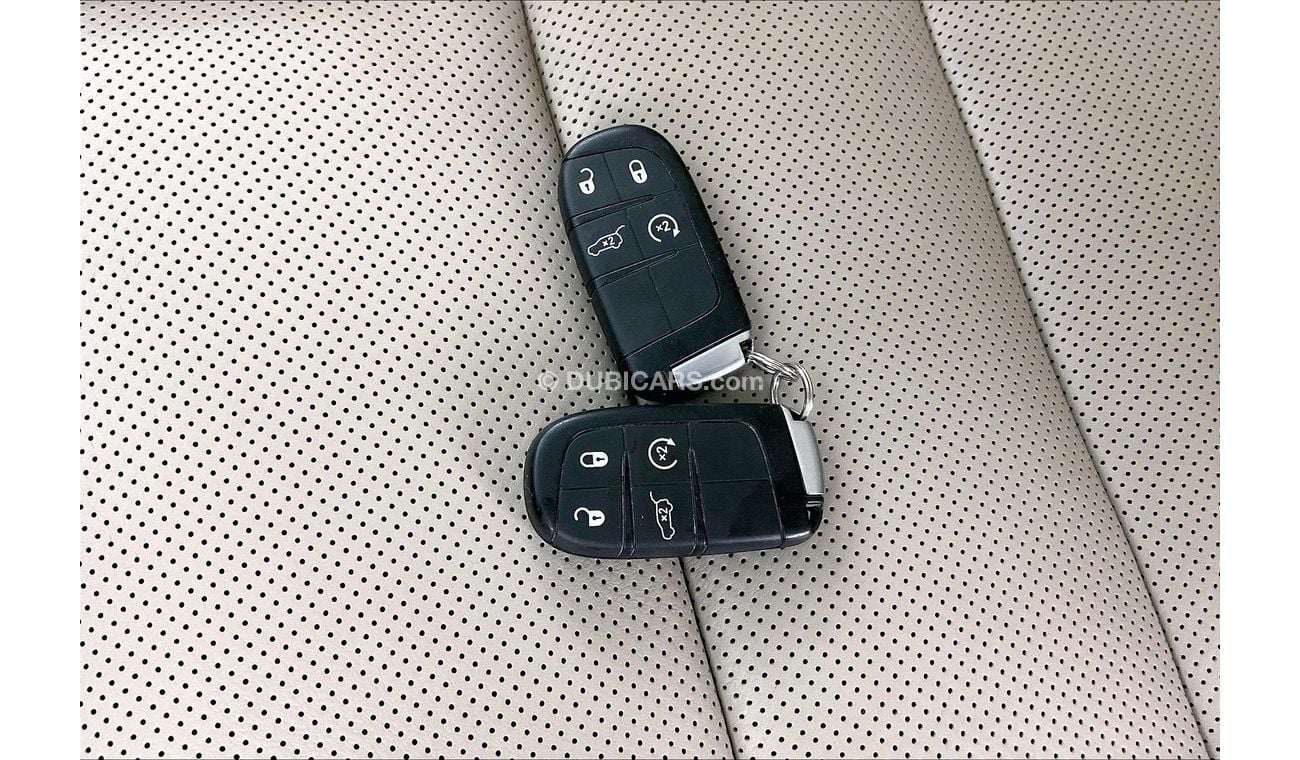 Jeep Grand Cherokee Limited | 1 year free warranty | 0 down payment | 7 day return policy