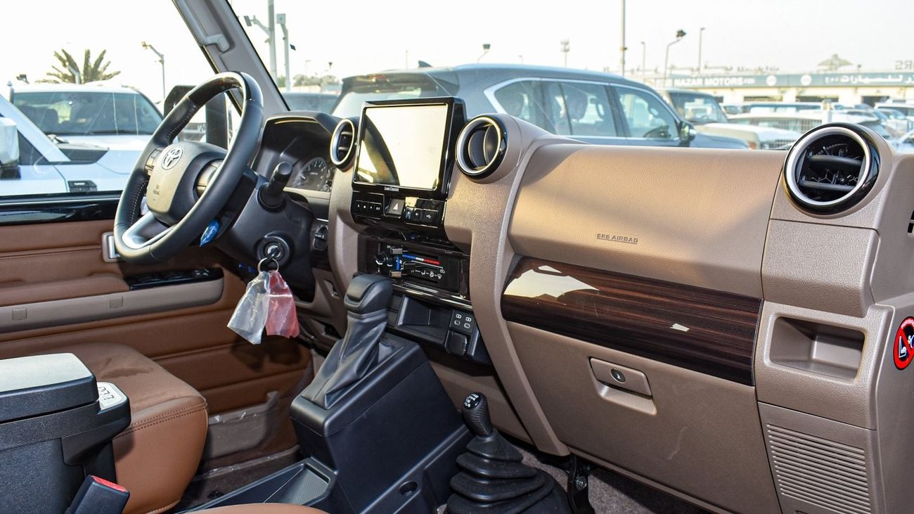 Toyota Land Cruiser 70 4.0K V6