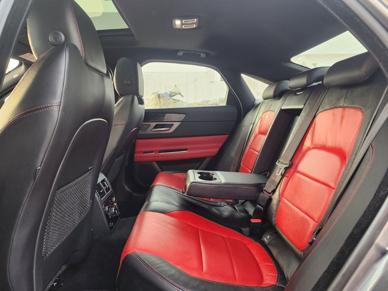 Jaguar XF Jaguar XF25t 2018 (R Sport Package - Black Edition)   Well maintained and taken care of   In Amazing