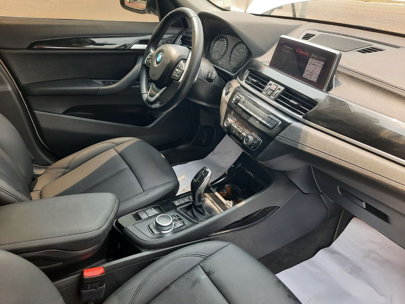 BMW X1 BMW X1 2022 FULL OPTION  low km