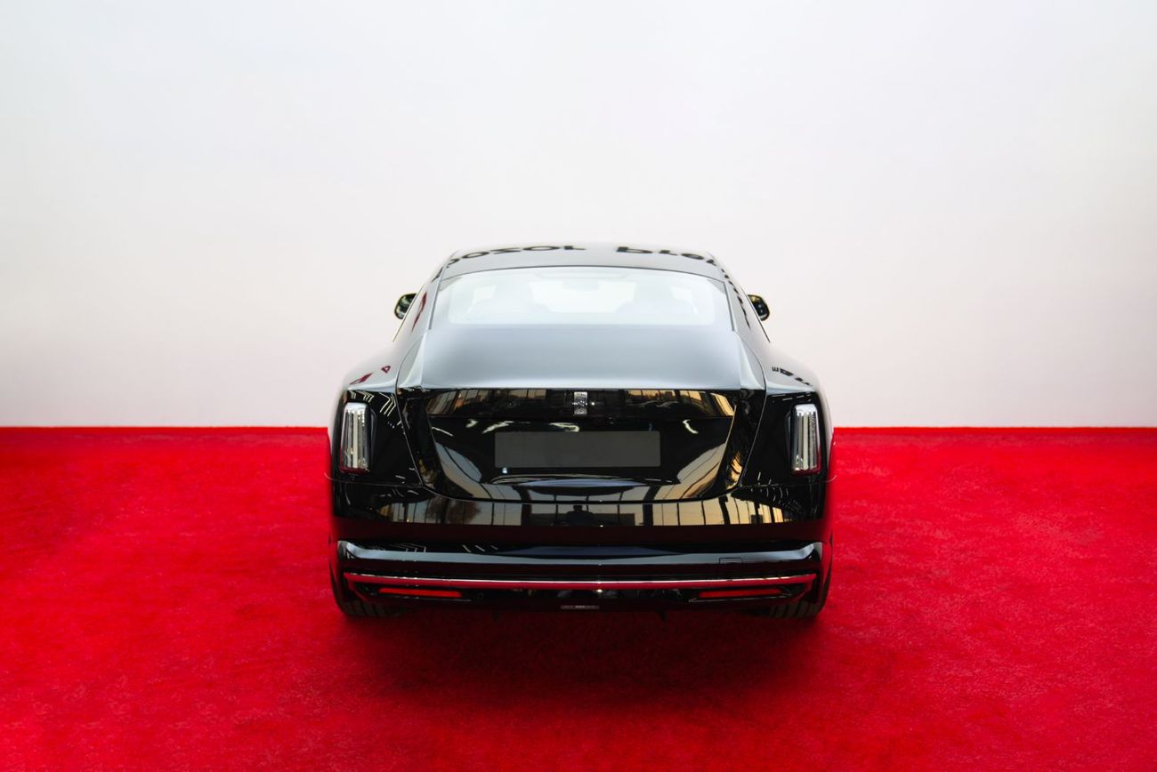 رولز رويس سبيكتر Brand New Rolls Royce Spectre