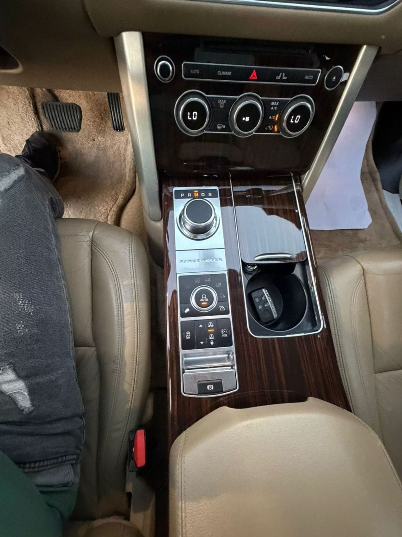 Land Rover Range Rover full option, first owner from the dealership