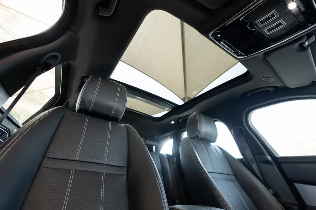 Land Rover Range Rover Velar P250 R-Dynamic S 2.0L Range Rover Velar P250 R-Dynamic S 2022 European Specs under Warranty with Fle